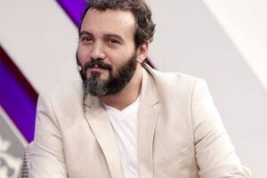 خانواده باکلاس و خاص کامبیز دیرباز را ببینید | مهاجرت کامبیز خان به کانادا صحت دارد؟