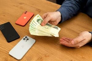 چرا فروش اقساطی موبایل بین جوانان محبوب شده است؟
