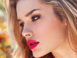 شما هم فکر میکنید زشت هستید؟ | درمان سریع سندرم خودزشت پنداری + روش ها