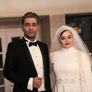 شوهر خارجکی مهراوه شریفی نیا با ۲ متر قد و هیکل گنده | بریز و بپاش مهراوه شریفی با شوهر جانش 
