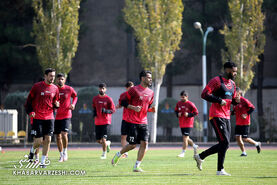 مهاجم فصل قبل پرسپولیس در انتظار تایید نهایی یحیی برای بستن قرارداد