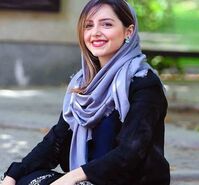 نازنین بیاتی مورد تمسخر قرار گرفت | توهین بزرگ مجری معروف به نازنین بیاتی