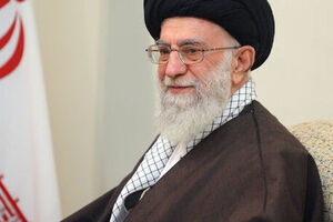 رهبر انقلاب: امام از سرآمدان تاریخ ماست 