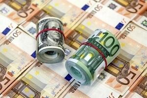 خبر مهم از قیمت دلار در روز یکشنبه ۲۴ تیرماه | دلار در بازار چند شد؟
