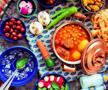 یک سبزی معطر عالی برای اینکه آبگوشت خانمای کد بانو عالی تر بشه